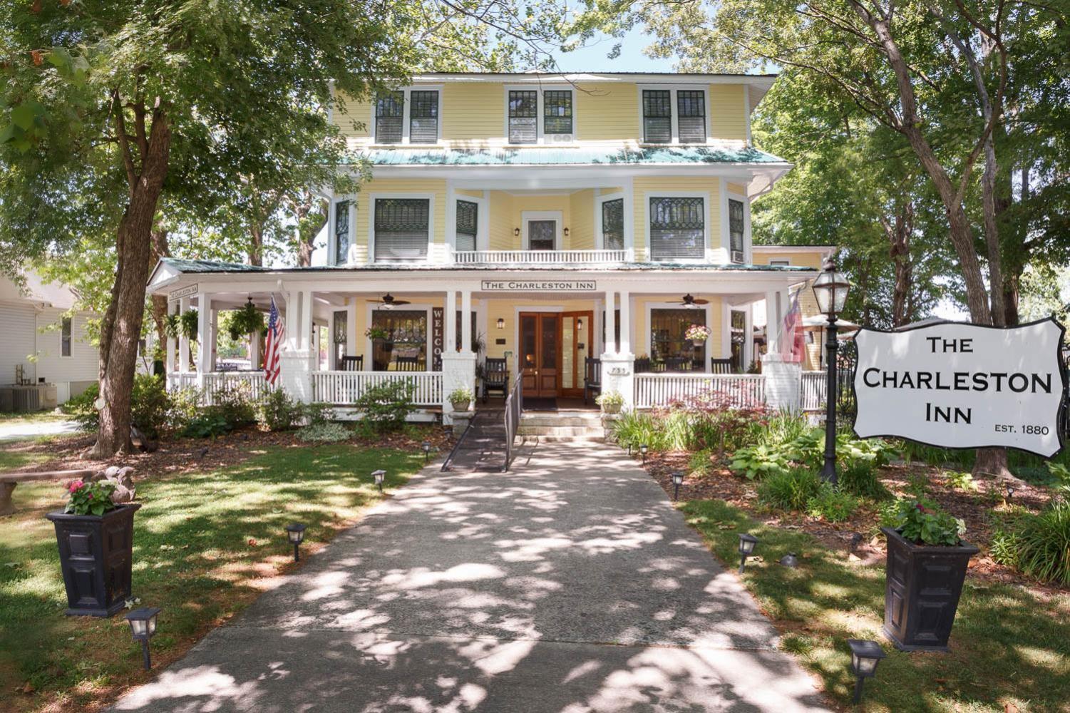 The Charleston Inn Hendersonville Nc Екстер'єр фото