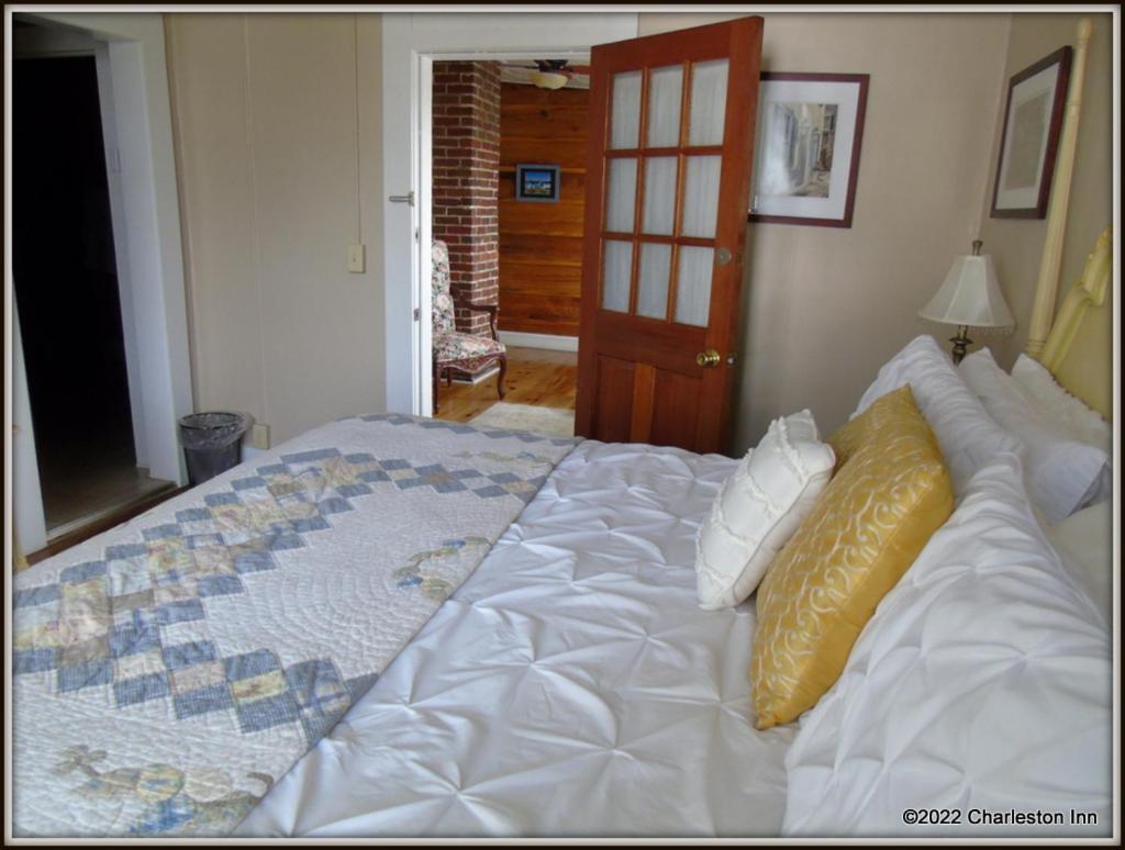 The Charleston Inn Hendersonville Nc Екстер'єр фото
