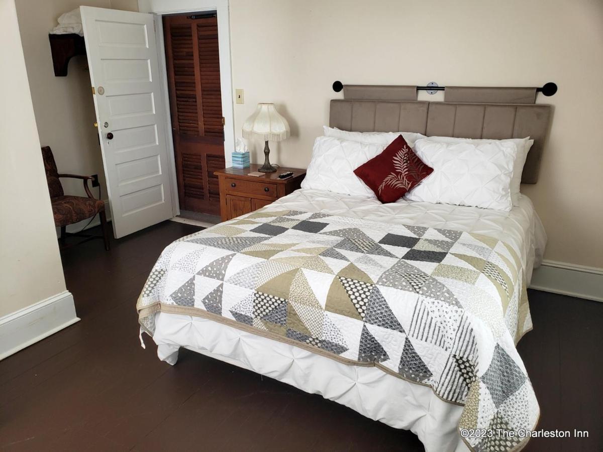 The Charleston Inn Hendersonville Nc Екстер'єр фото