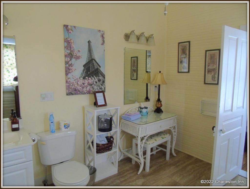 The Charleston Inn Hendersonville Nc Екстер'єр фото