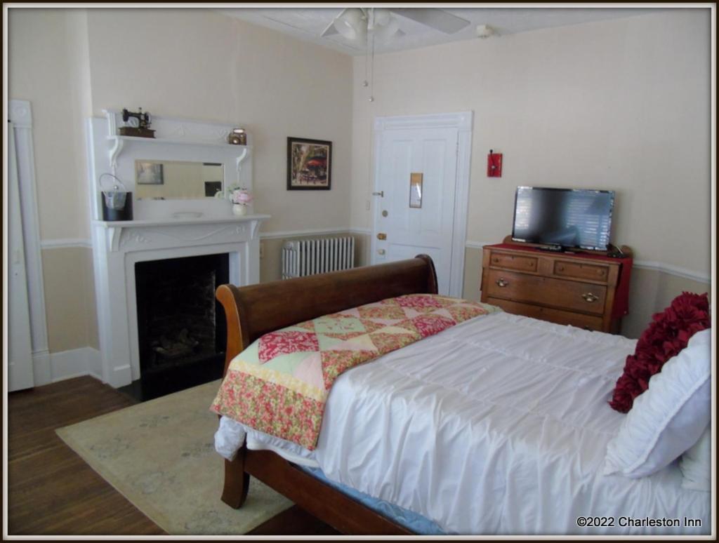 The Charleston Inn Hendersonville Nc Екстер'єр фото