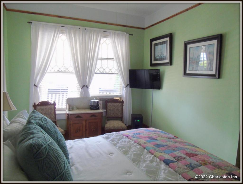 The Charleston Inn Hendersonville Nc Екстер'єр фото