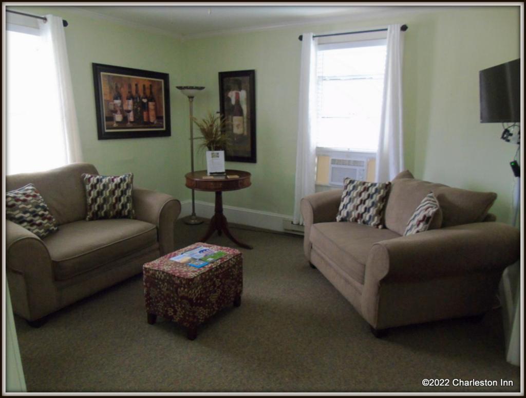 The Charleston Inn Hendersonville Nc Екстер'єр фото