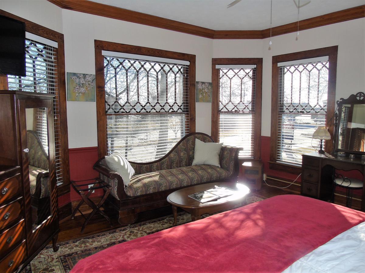 The Charleston Inn Hendersonville Nc Екстер'єр фото